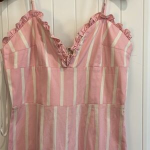 Gianni Bini NWOT 🌸pink 🌸white classy stappy jumper with ruffled lined top